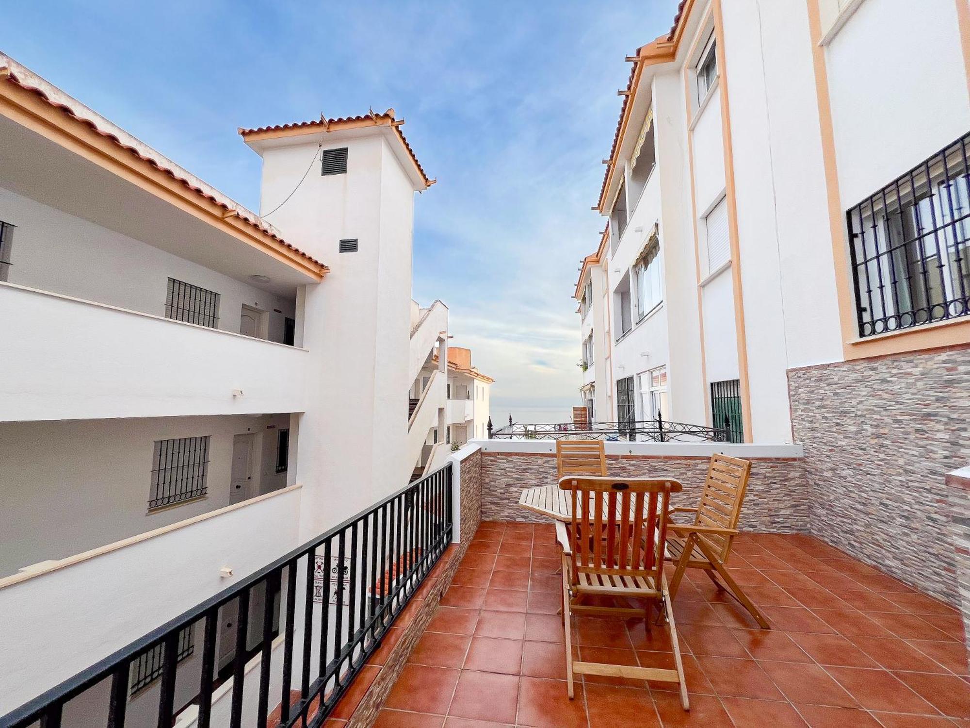 Apartment Family In Playa De Carvajal, Benalmádena